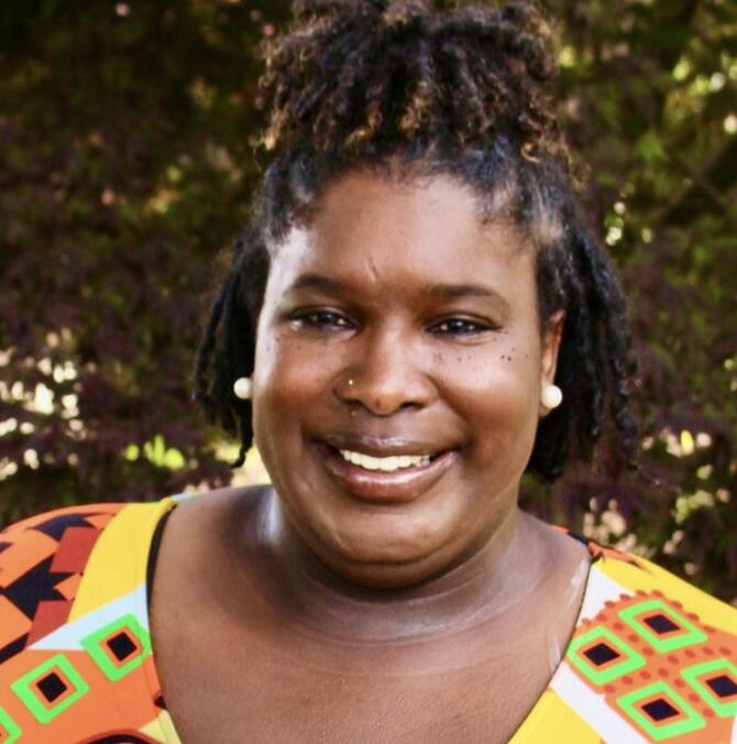 Dr. Candice Dennis