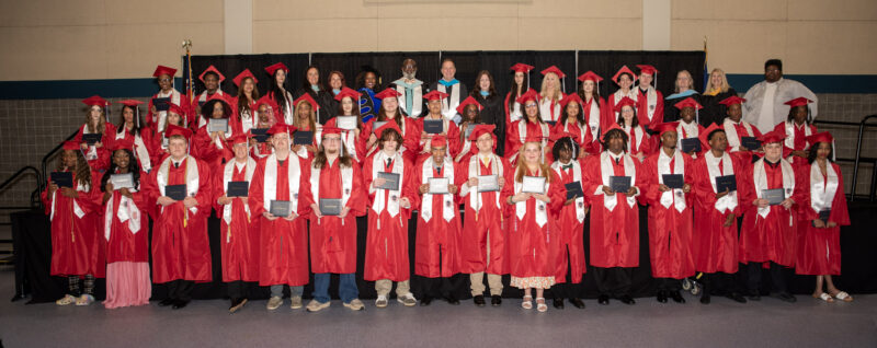 photo of the students at the graduation