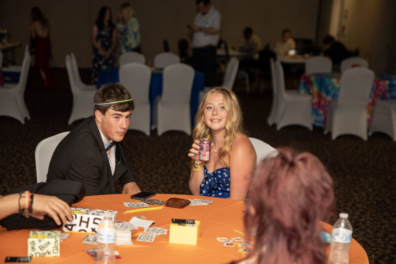 girl and boy at the prom